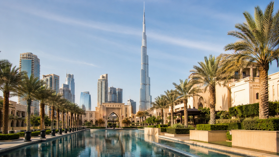 What Visiting Dubai Actually Feels Like: Modern Skylines, Desert Light & Old-City Soul